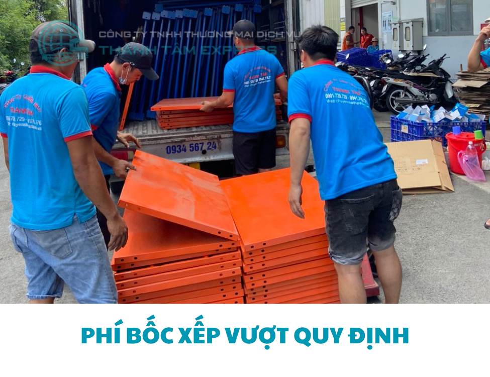 Phí bốc xếp vượt quy định