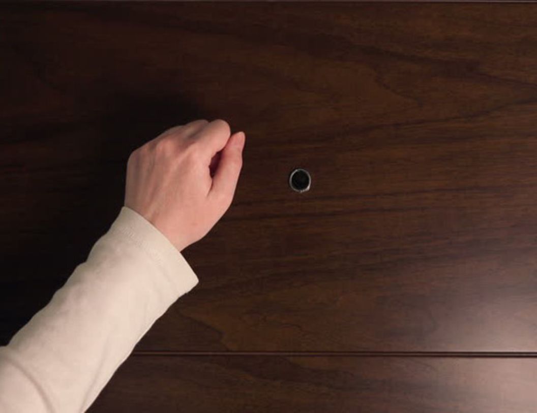 gõ cửa 3 lần trước khi vào nhà trọ