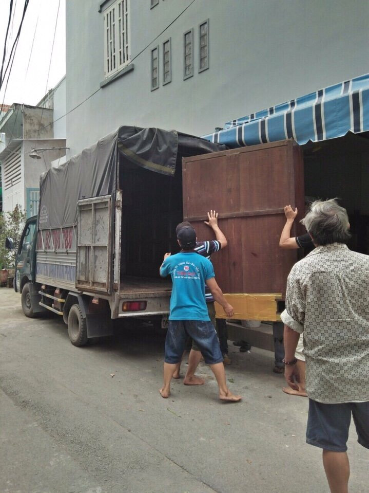 Xe tải chuyển văn phòng trọn gói chuyên nghiệp cùng Thành Tâm 