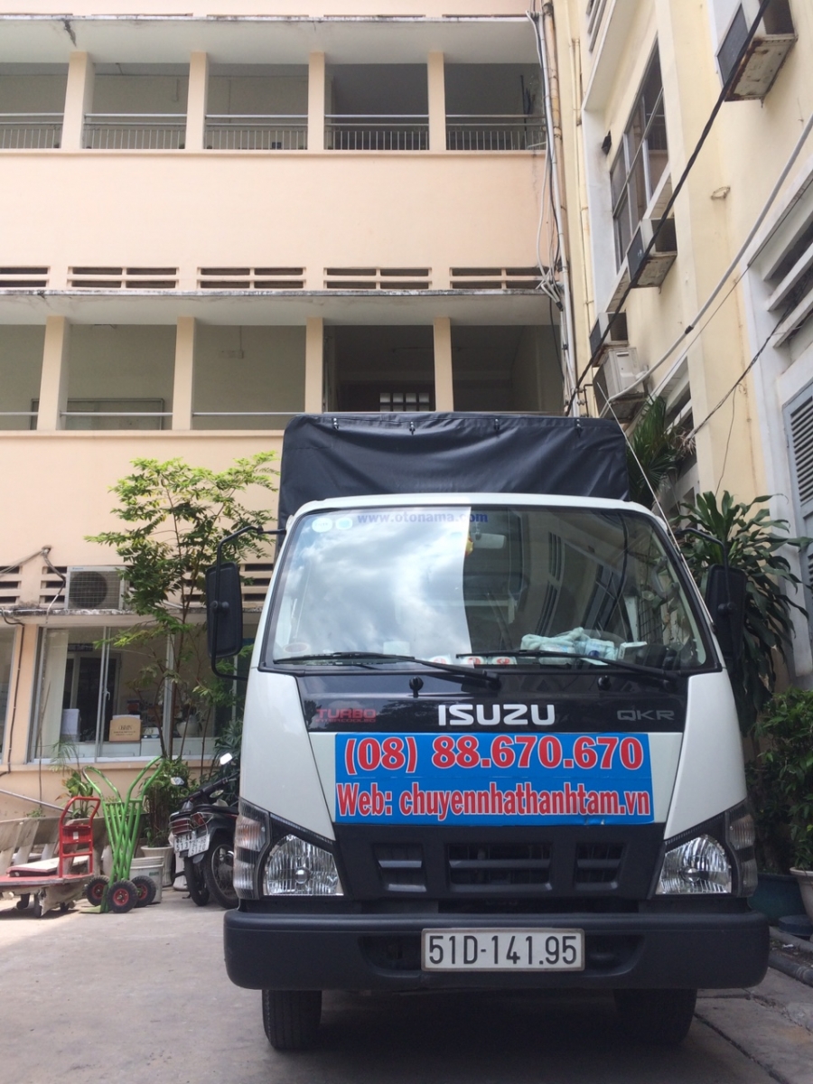 Xe tải cung cấp dịch vụ chuyển nhà quận 9 tại Thành Tâm Express